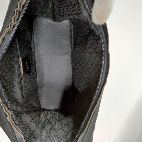 Authentic Gucci nylon purse - Picture 8 of 14